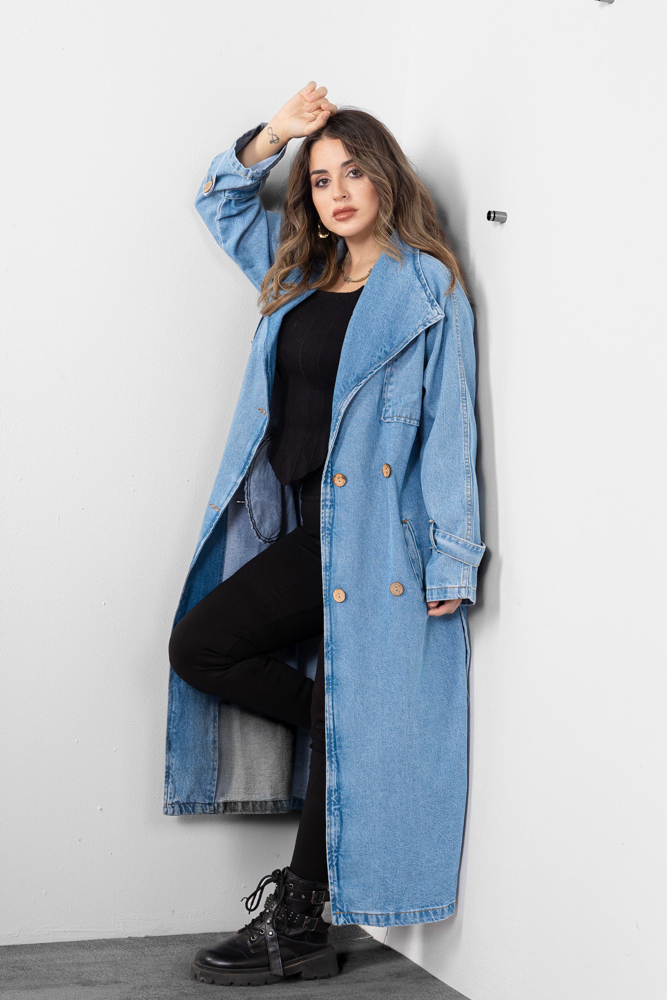 The Classic Light Trench