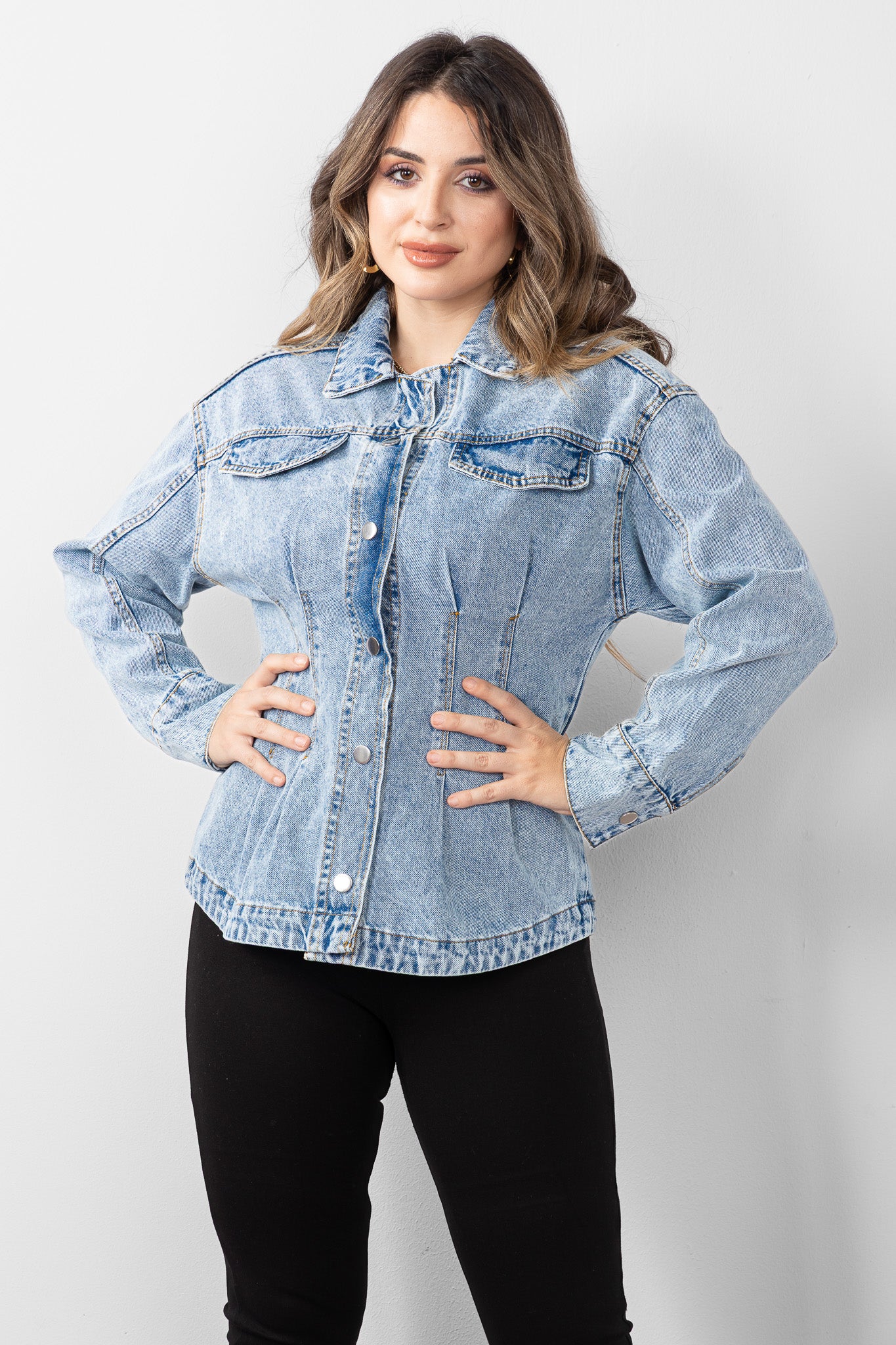 The mid-Wash Corset Cut