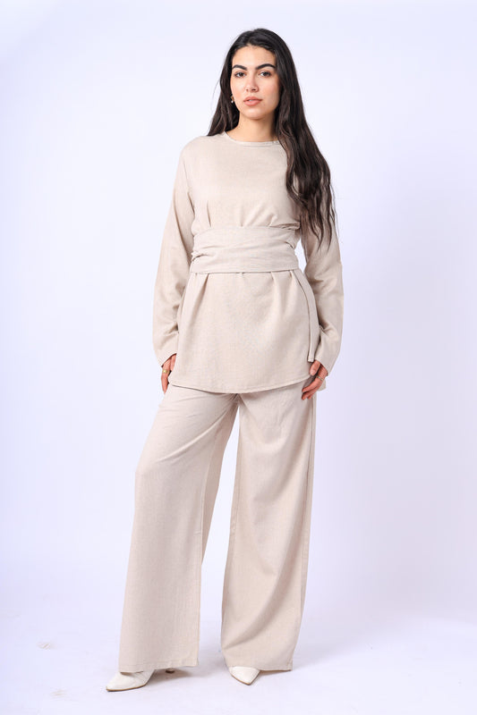 Wrapped In Neutral Set