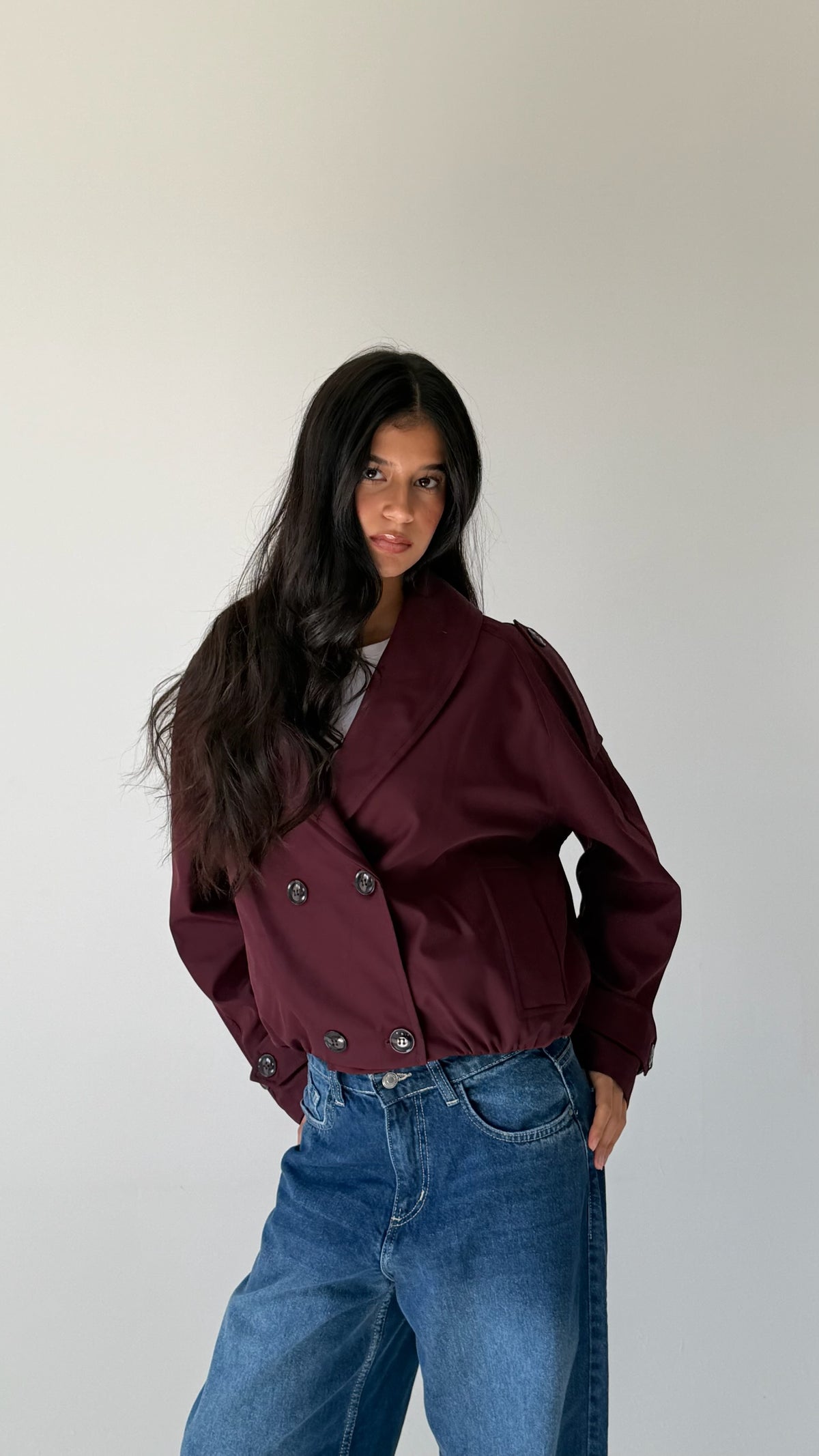 The Double Breasted Cropped Jacket In Burgundy