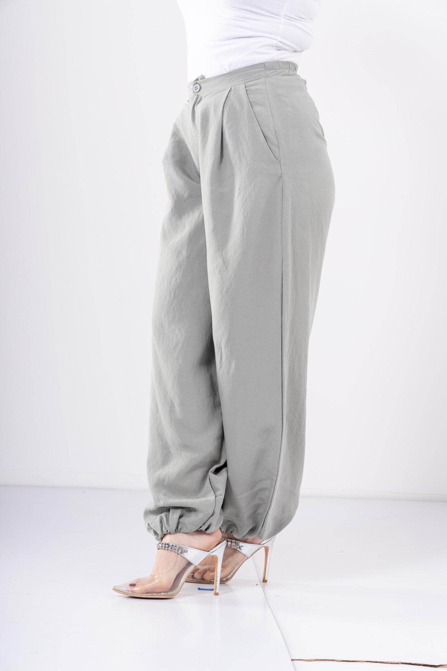 Pleated Balloon Pants In Sage