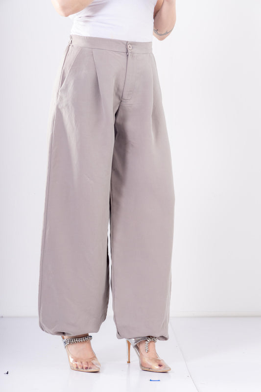Pleated Balloon Pants In Grey